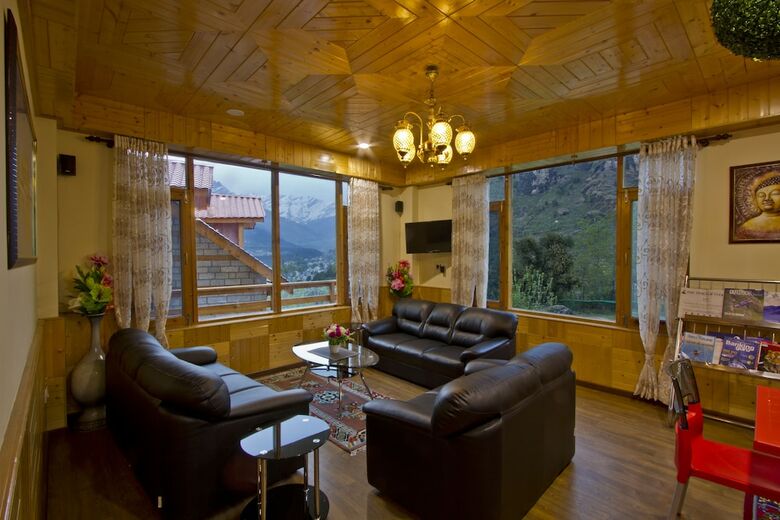 Hotel Foghills Cottages Manali