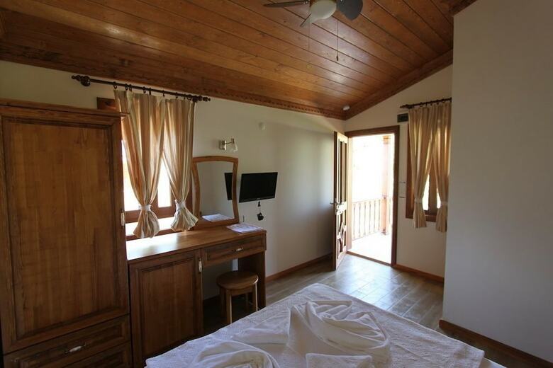 Hotel Elly's Home