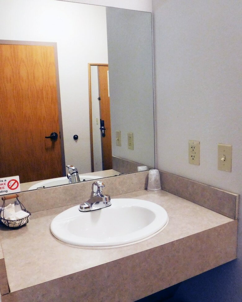 Hotel Americas Best Value Inn Fredonia