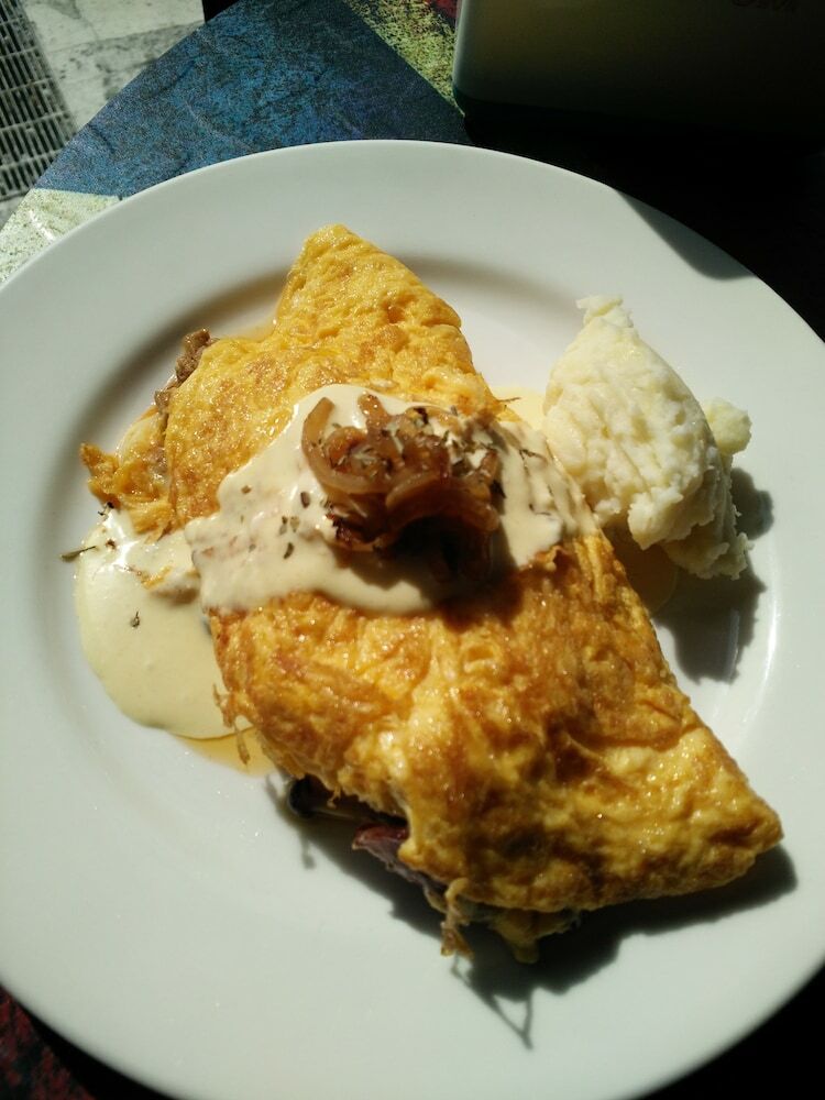 Bed & Breakfast Love Travel