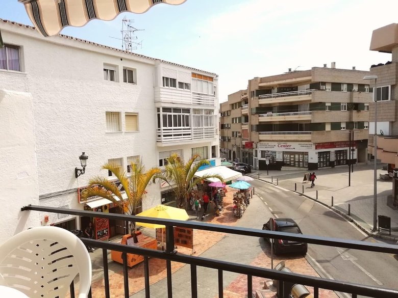 Apartment-apartment-ensuite With Shower-city View