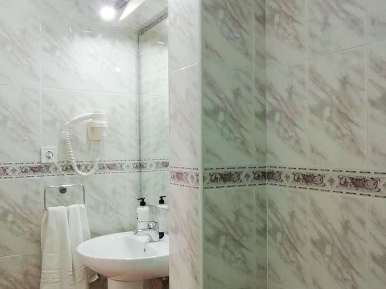 Apartment-apartment-ensuite With Shower-city View