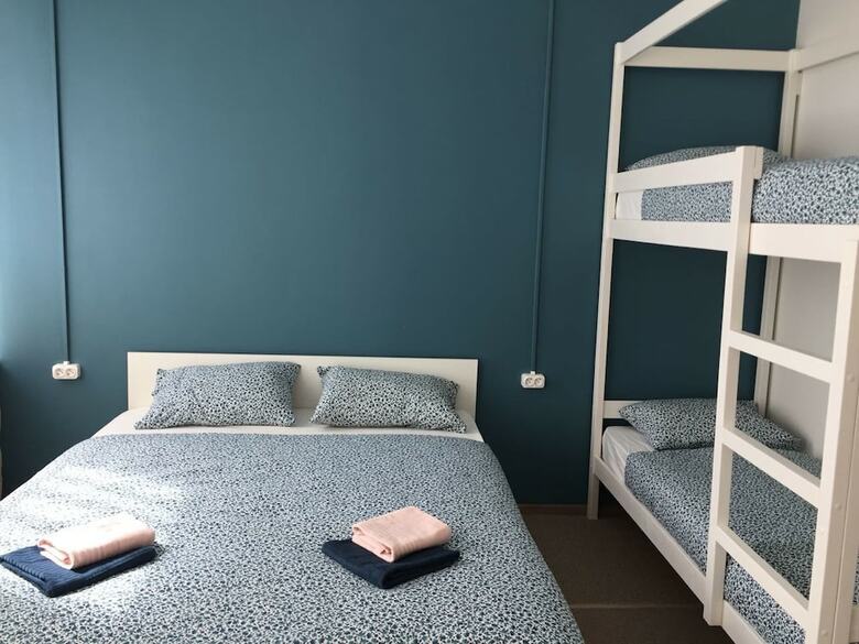 Hostal Chekhov House Hostel & Hotel