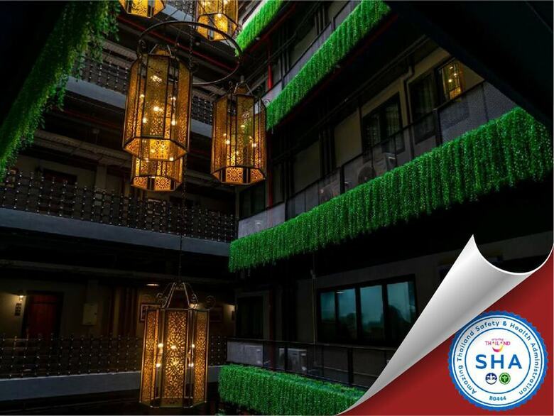 Hotel W22 By Burasari