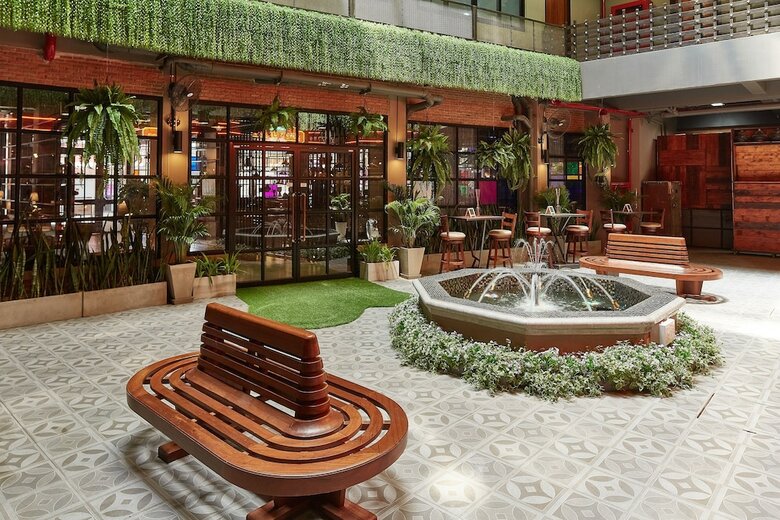 Hotel W22 By Burasari
