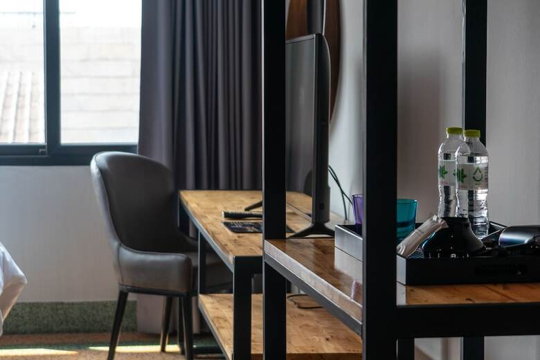 Hotel W22 By Burasari