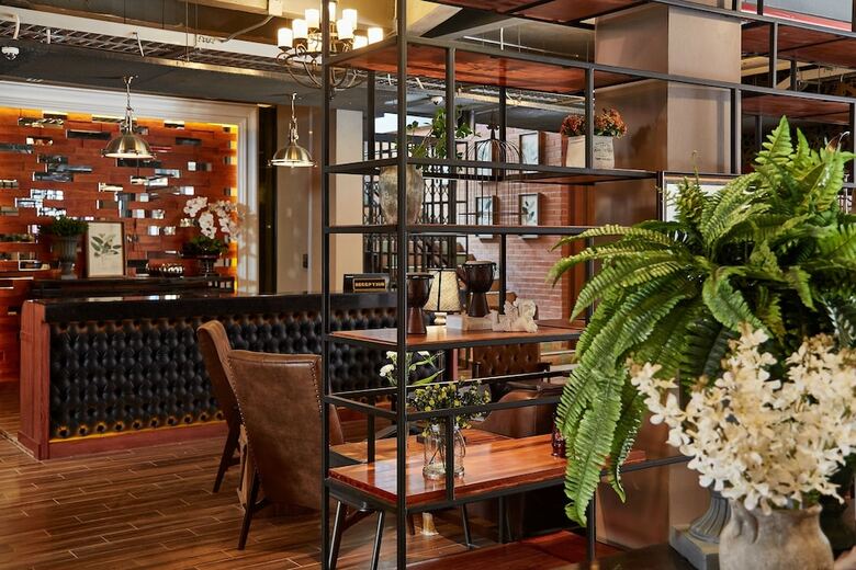 Hotel W22 By Burasari