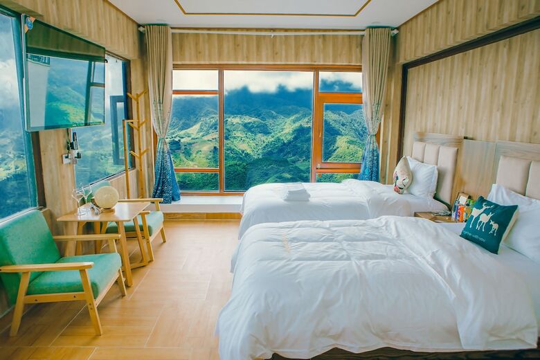 The Grand Blue Hotel