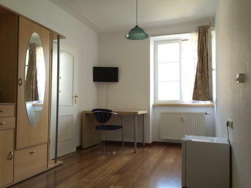 Hostal Hotel & Restaurant Kung Fu Haus