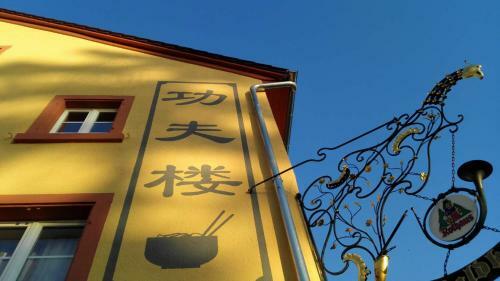 Hostal Hotel & Restaurant Kung Fu Haus