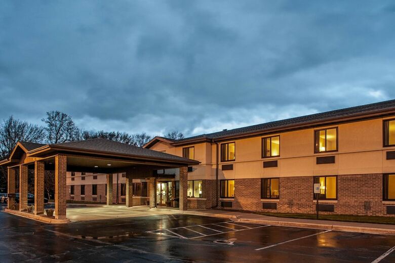 Hotel Econo Lodge Inn & Suites