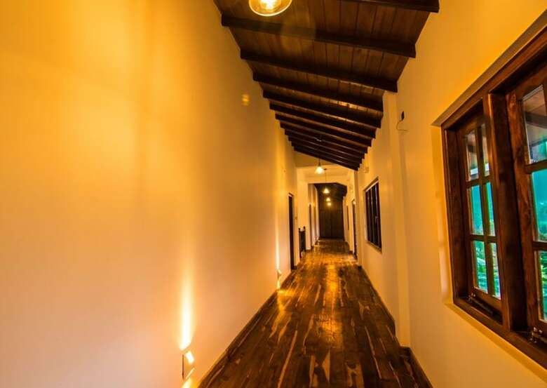 Hotel Seasons Villa Nuwara Eliya