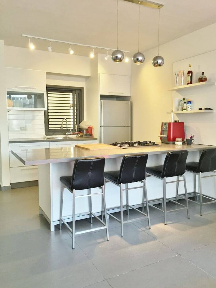 Apartamento Hilton Beach Stunning Designer 2br Apt