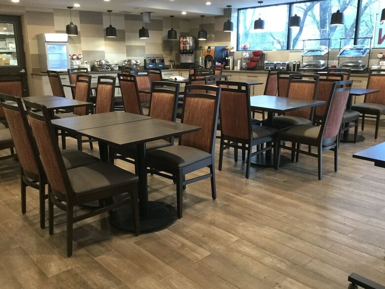 Hotel Ramada By Wyndham Bronx Terminal