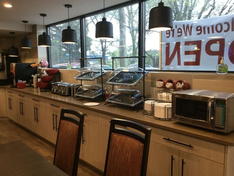 Hotel Ramada By Wyndham Bronx Terminal