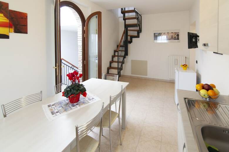 Hotel La Finestra Sul Castello