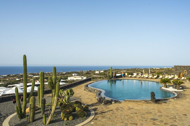 Resort Dammusi Sotto Le Stelle