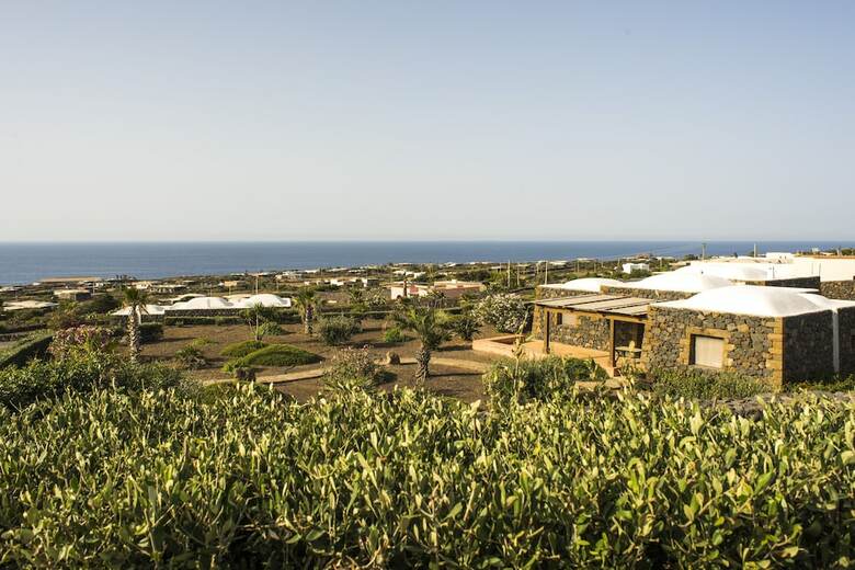 Resort Dammusi Sotto Le Stelle