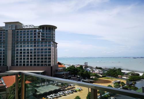 Hotel Tsix5 Quarter