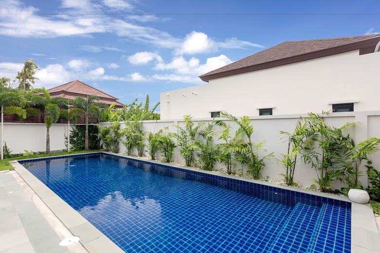 Large 3br Villa With Big Pool By Intira