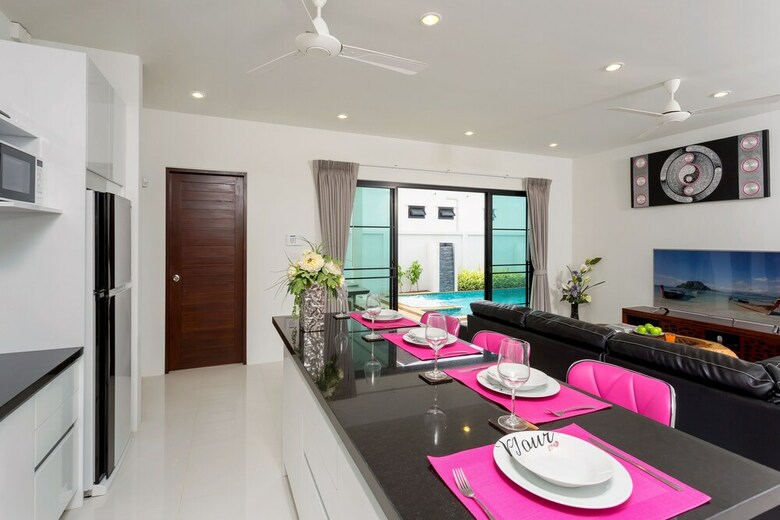 Thai-themed 3br Boutique Villa By Intira