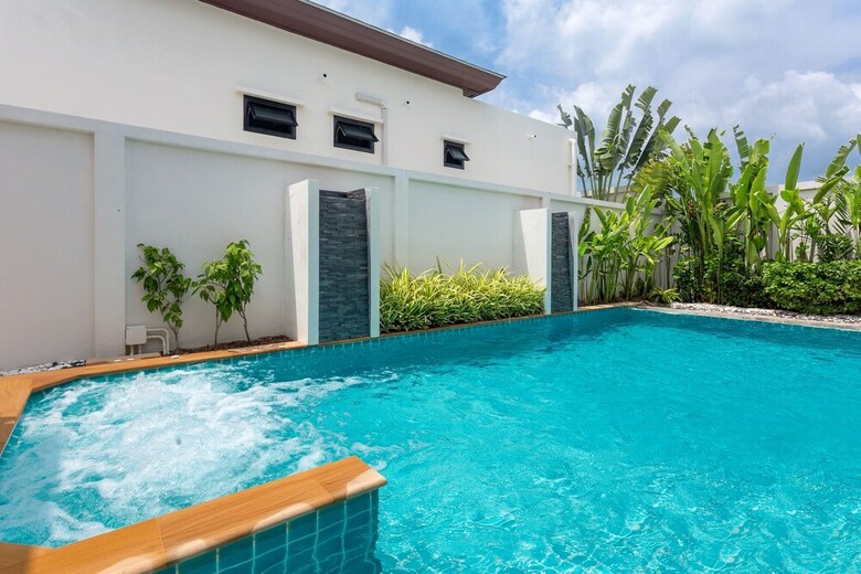 Thai-themed 3br Boutique Villa By Intira