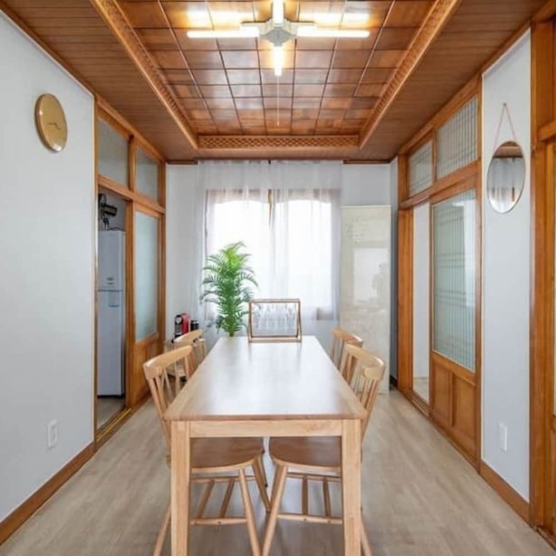 Domini's Local Style House