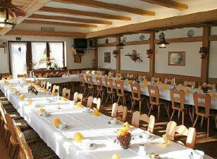 Hostal Landgasthof Adler Pelzm�hle