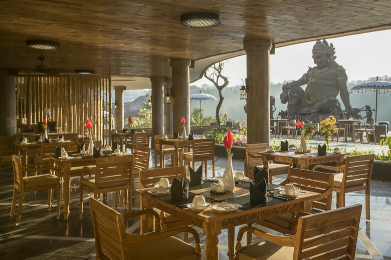 Hotel The Kayon Jungle Resort By Pramana