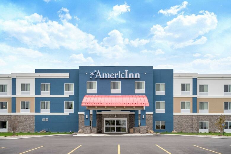 Hotel Americinn By Wyndham Windom