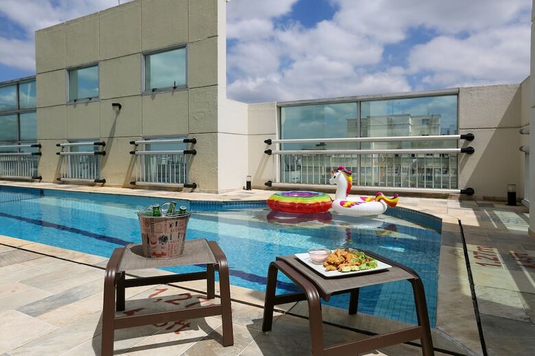 Hotel Comfort Suites Oscar Freire