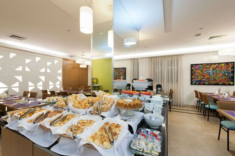 Hotel Comfort Suites Oscar Freire