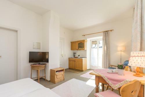 Apartamento Villa Waldfrieden - Ferienwohnungen Und -haus