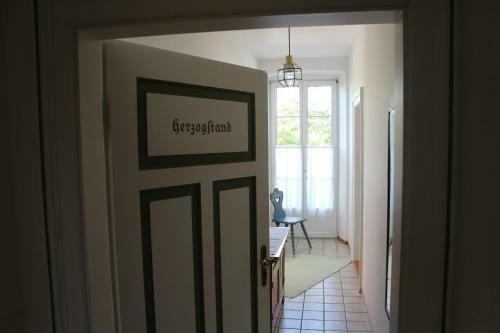 Apartamento Villa Waldfrieden - Ferienwohnungen Und -haus