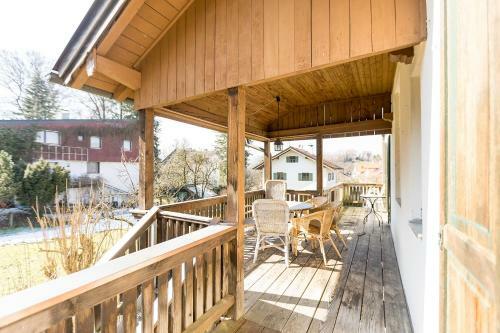 Apartamento Villa Waldfrieden - Ferienwohnungen Und -haus