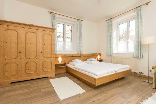 Apartamento Villa Waldfrieden - Ferienwohnungen Und -haus