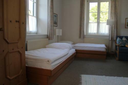 Apartamento Villa Waldfrieden - Ferienwohnungen Und -haus