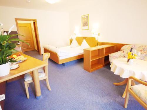 Posthotel Kreuz-post