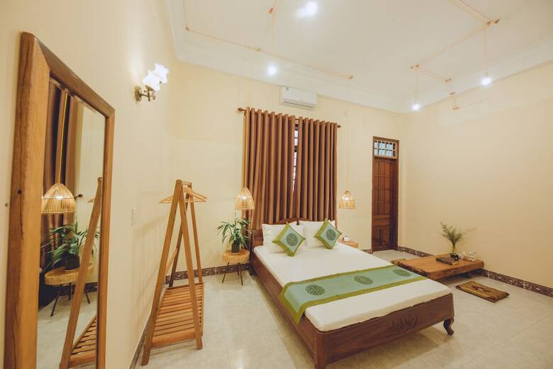 Hotel Purple Hue Bnb