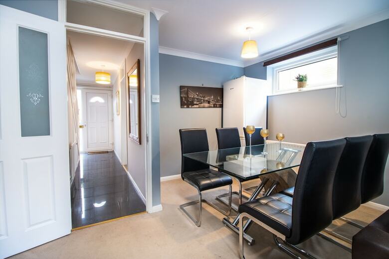 Hotel Benson Close Serviced Accommodation