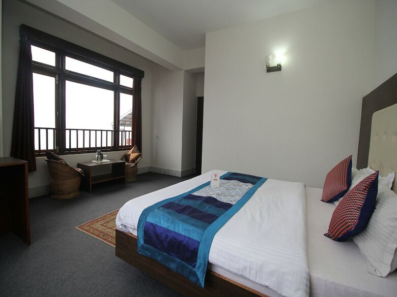 Oyo 7620 Hotel Yukim Residency