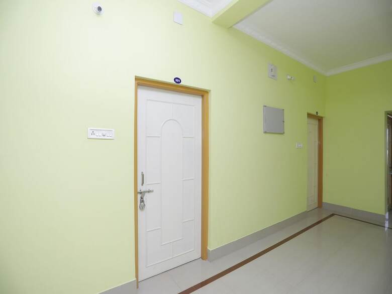 Hotel Oyo 13859 Soveet Residency