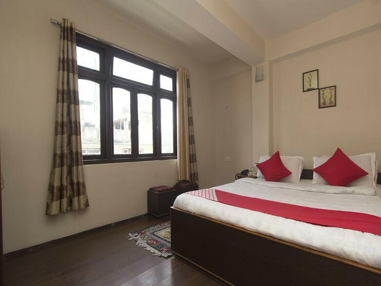 Oyo 13476 Gyantse Hotel