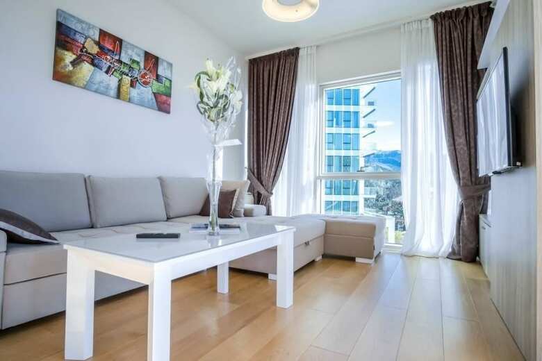 Apartamentos Sea & Sky Lux