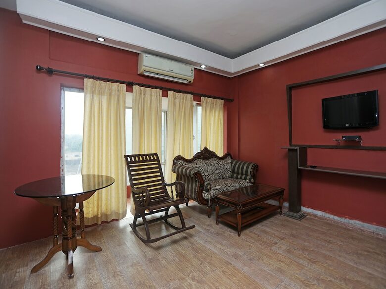 Hotel Oyo 3072 Royal Villa