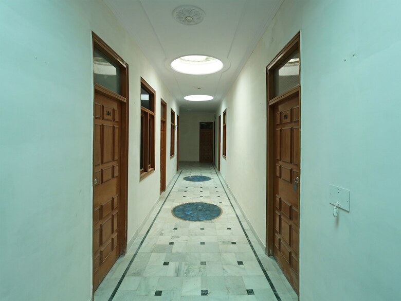 Oyo 13852 Hotel Maharana Palace