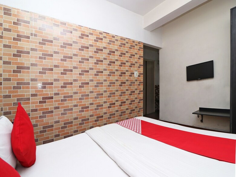 Hotel Oyo 4219 Ratnakar Residency