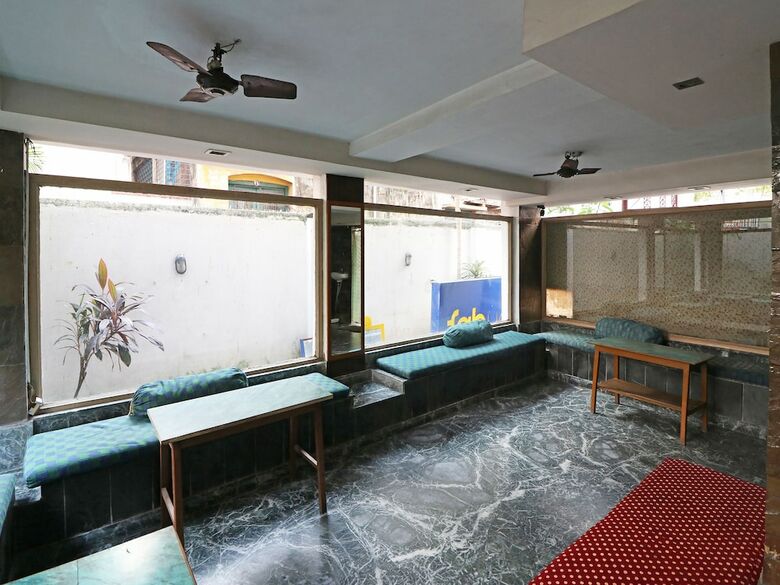 Hotel Oyo 4219 Ratnakar Residency