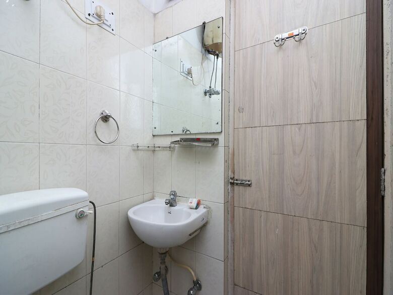 Hotel Oyo 4219 Ratnakar Residency