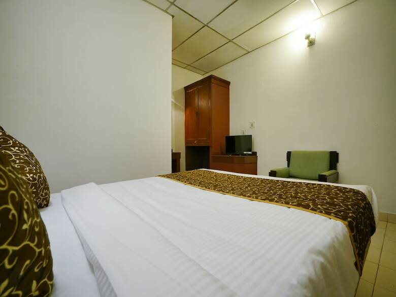 Apartamentos Oyo 15510 Chandana Annexe